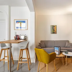 https://welkeys-st-honore-apartment.fr-paris.fr